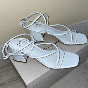 MARC FISHER Nakita sandals - strappy white sandals
